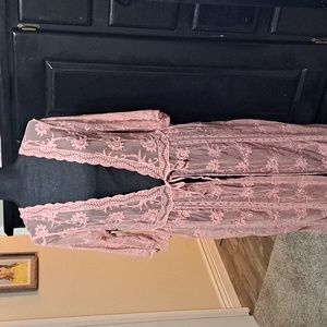 Lacey cover up dusty rose color NWOT